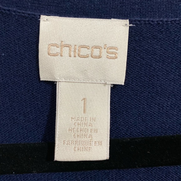 Chico’s size 1 women’s navy sweater - Picture 2 of 5